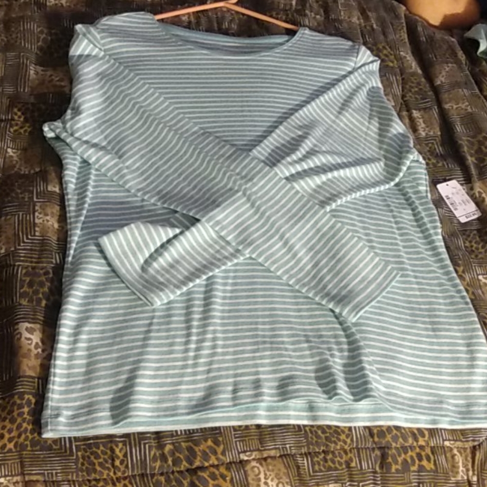 Long sleeve striped shirt